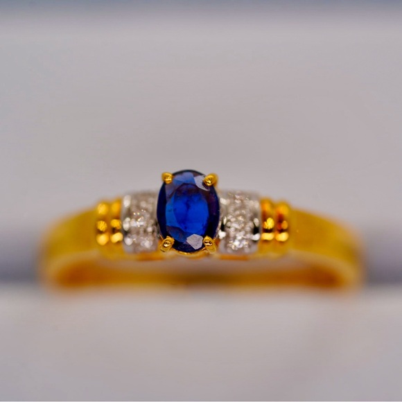 New Unheated Natural Burmese Sapphire in Genuine 18K Gold Ring - Picture 2 of 6
